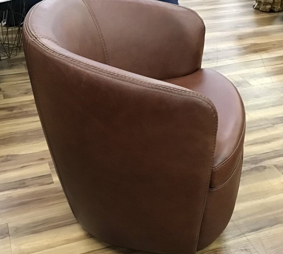 LEATHER SWIVEL CLUB ACCENT CHAIR VINTAGE WHISKEY