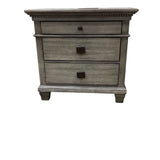 KING SIZE BED/DRESSER/MIRROR/2 NIGHTSTANDS BEDROOM GRAY