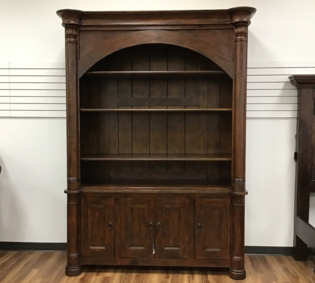 ARMOIRE AND ACCENTS 2 PC WITH 4 DOORS//3 SHELVES CHINA CABINET/HUTCH BROWN 100H X 74W X 27D